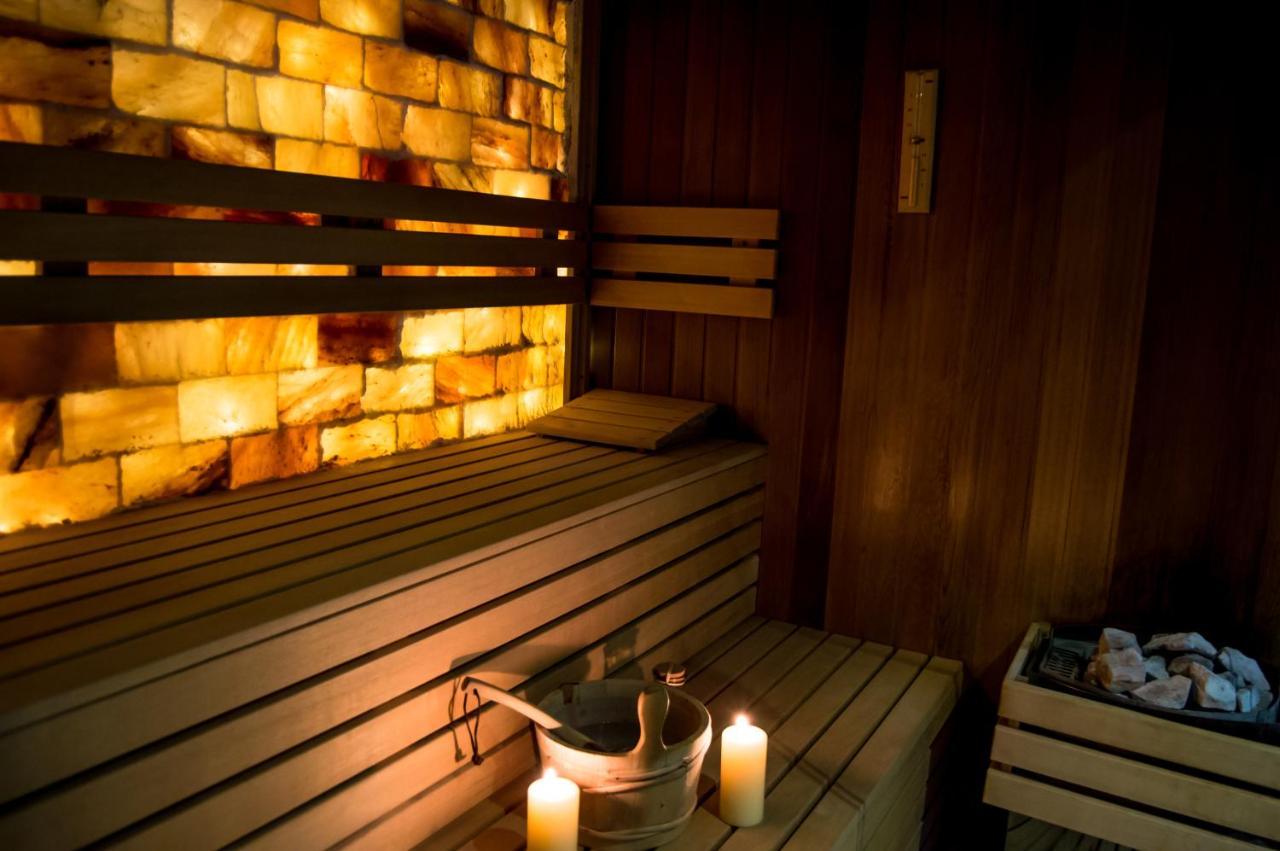 Hotel Ub Business & Wellness Ub Extérieur photo