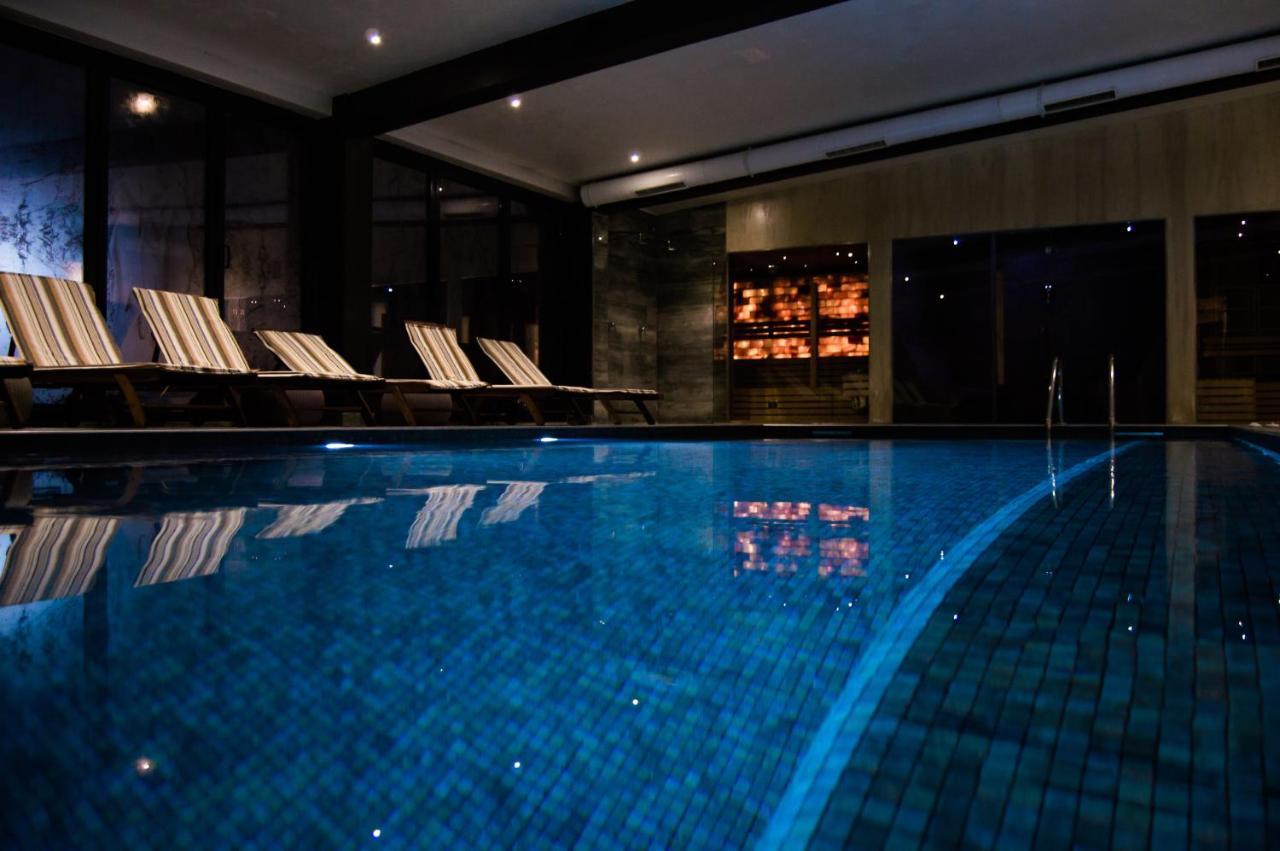 Hotel Ub Business & Wellness Ub Extérieur photo